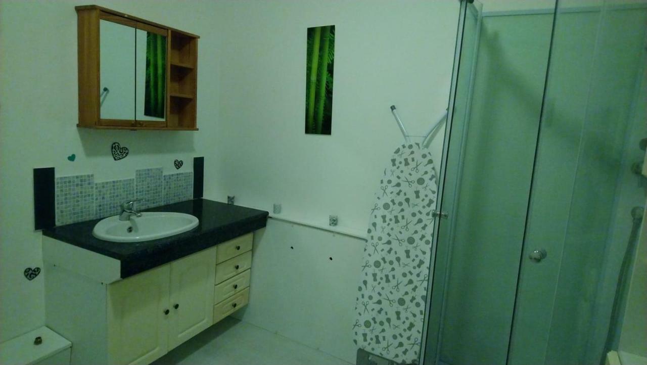 Gite Pour 6 Ou Chambre Pour 2 A Formigny Buitenkant foto